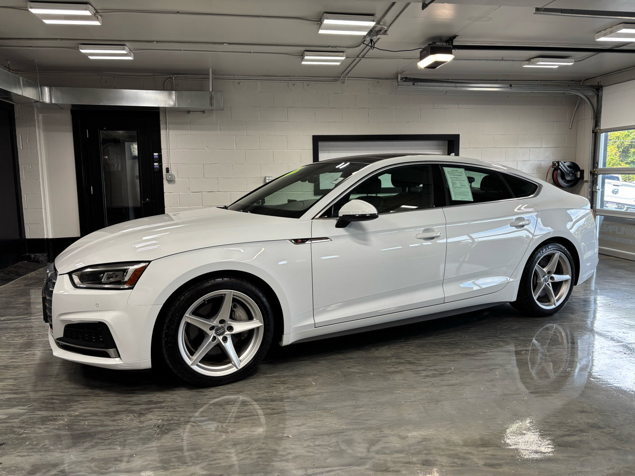 Used 2019 Audi A5 2.0T Premium Plus w/ Premium Plus image 5