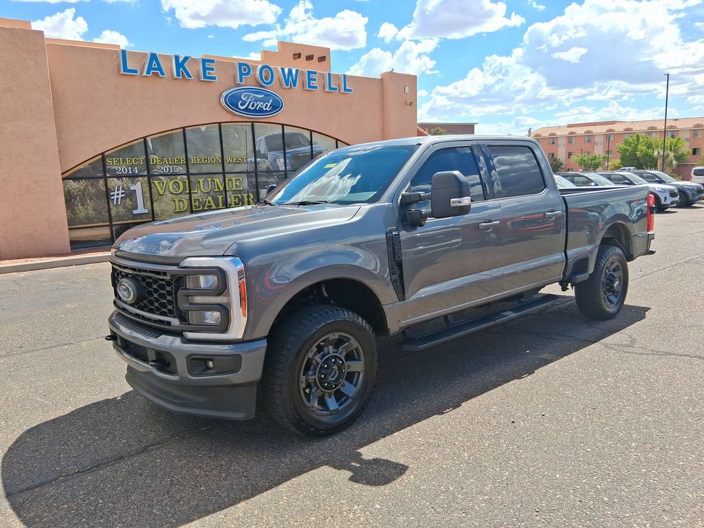 Used 2023 Ford F250 XLT w/ XLT Premium Package AWD/4WD image 1