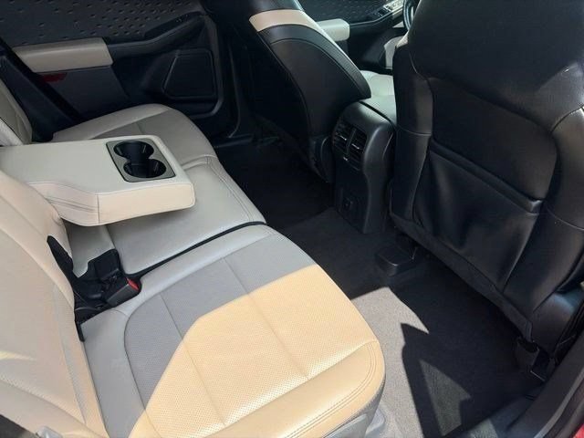 Used 2020 Ford Escape SEL AWD/4WD image 36
