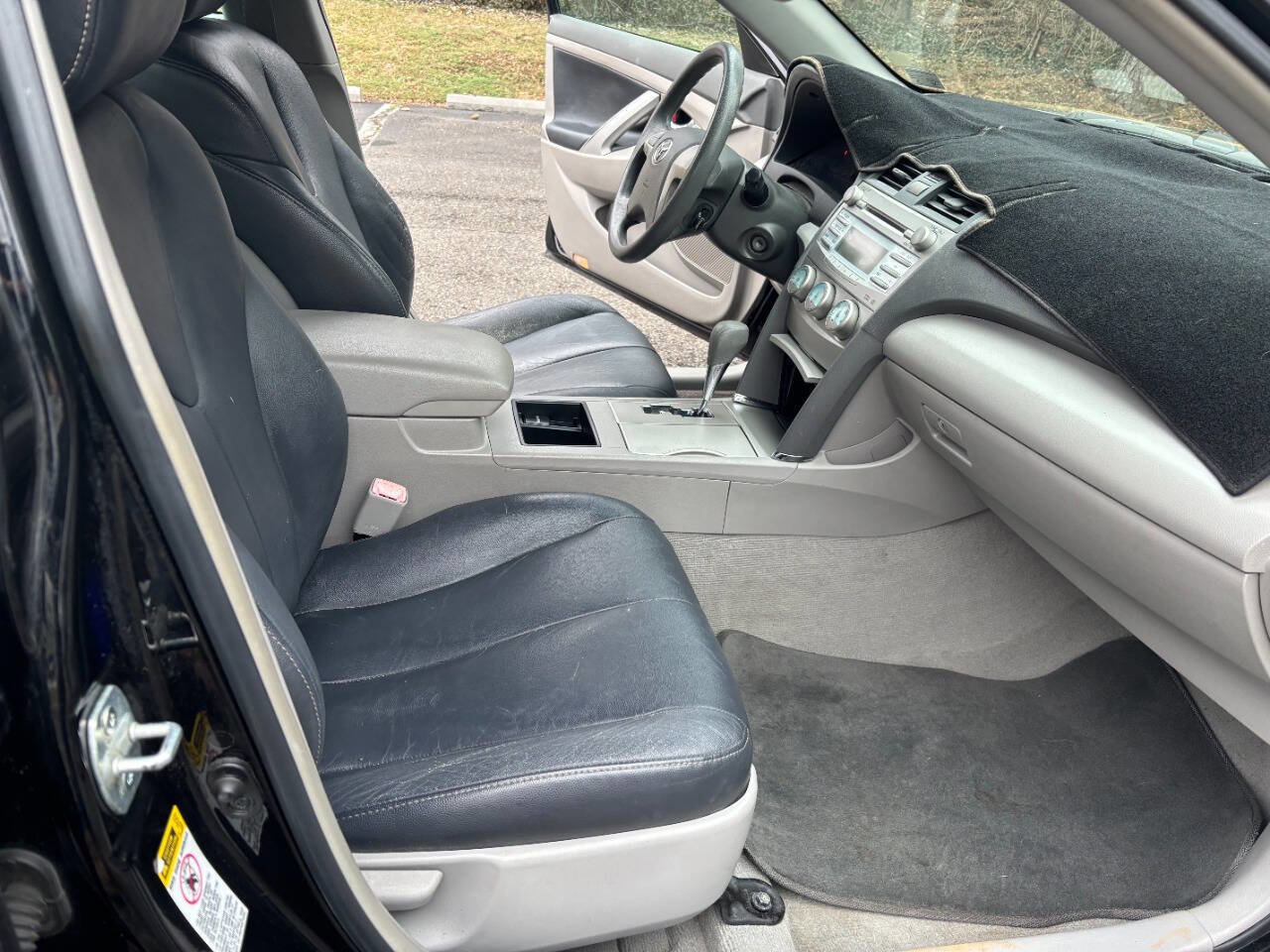 Used 2008 Toyota Camry LE image 23