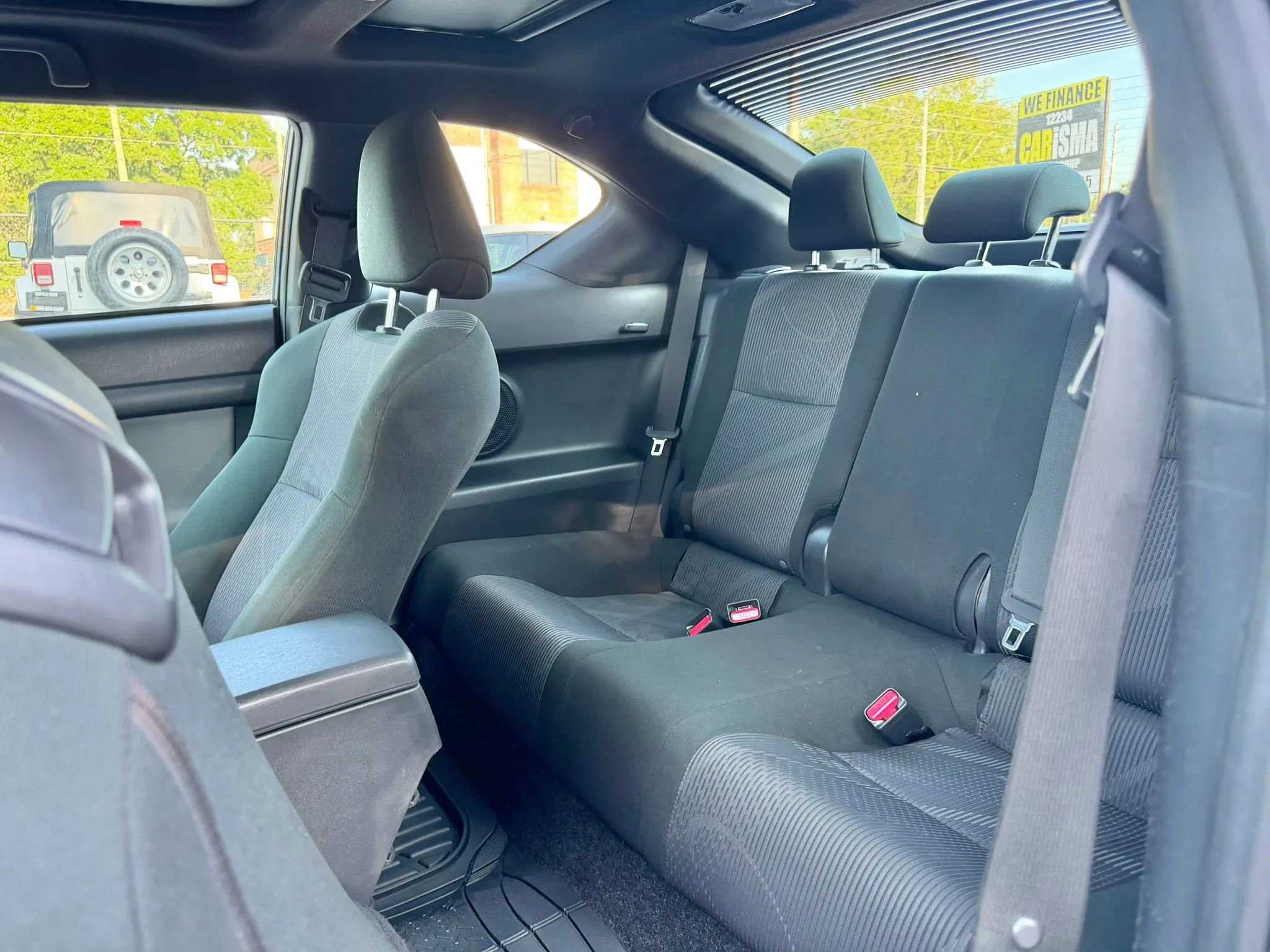 Used 2011 Scion tC FWD image 12