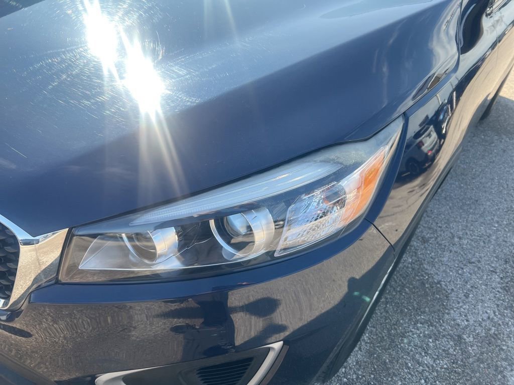 Used 2018 Kia Sorento LX image 27