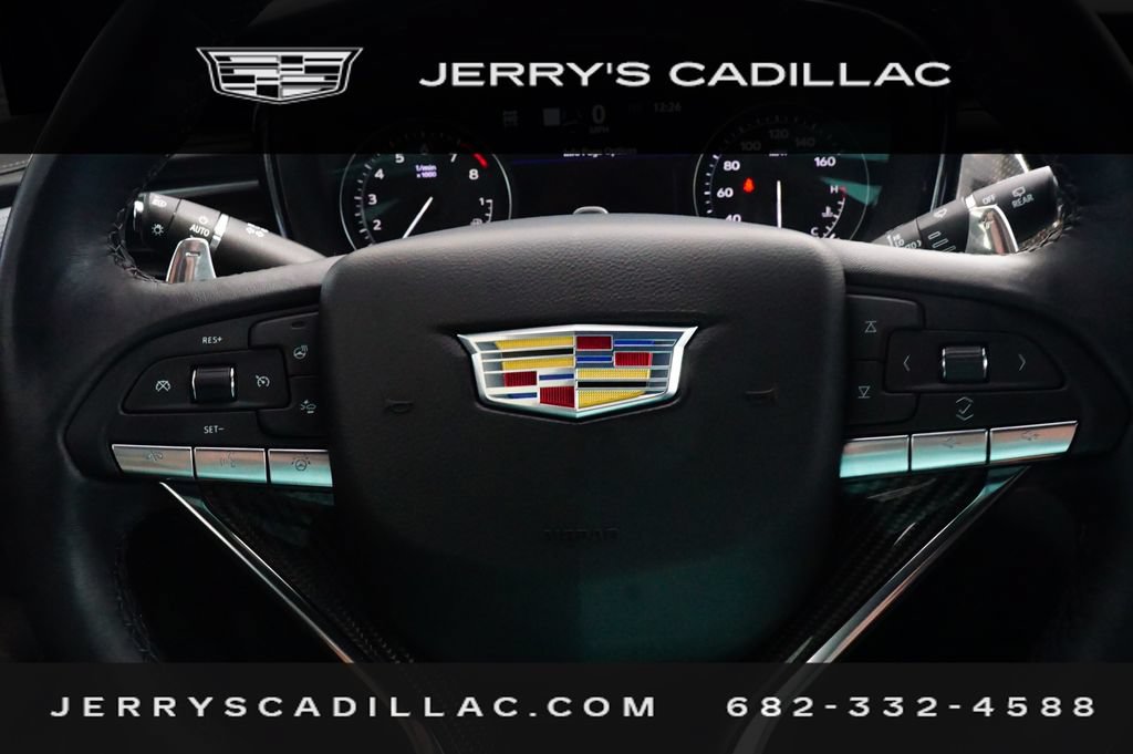 Used 2024 Cadillac XT6 Sport w/ Technology Package AWD/4WD image 16
