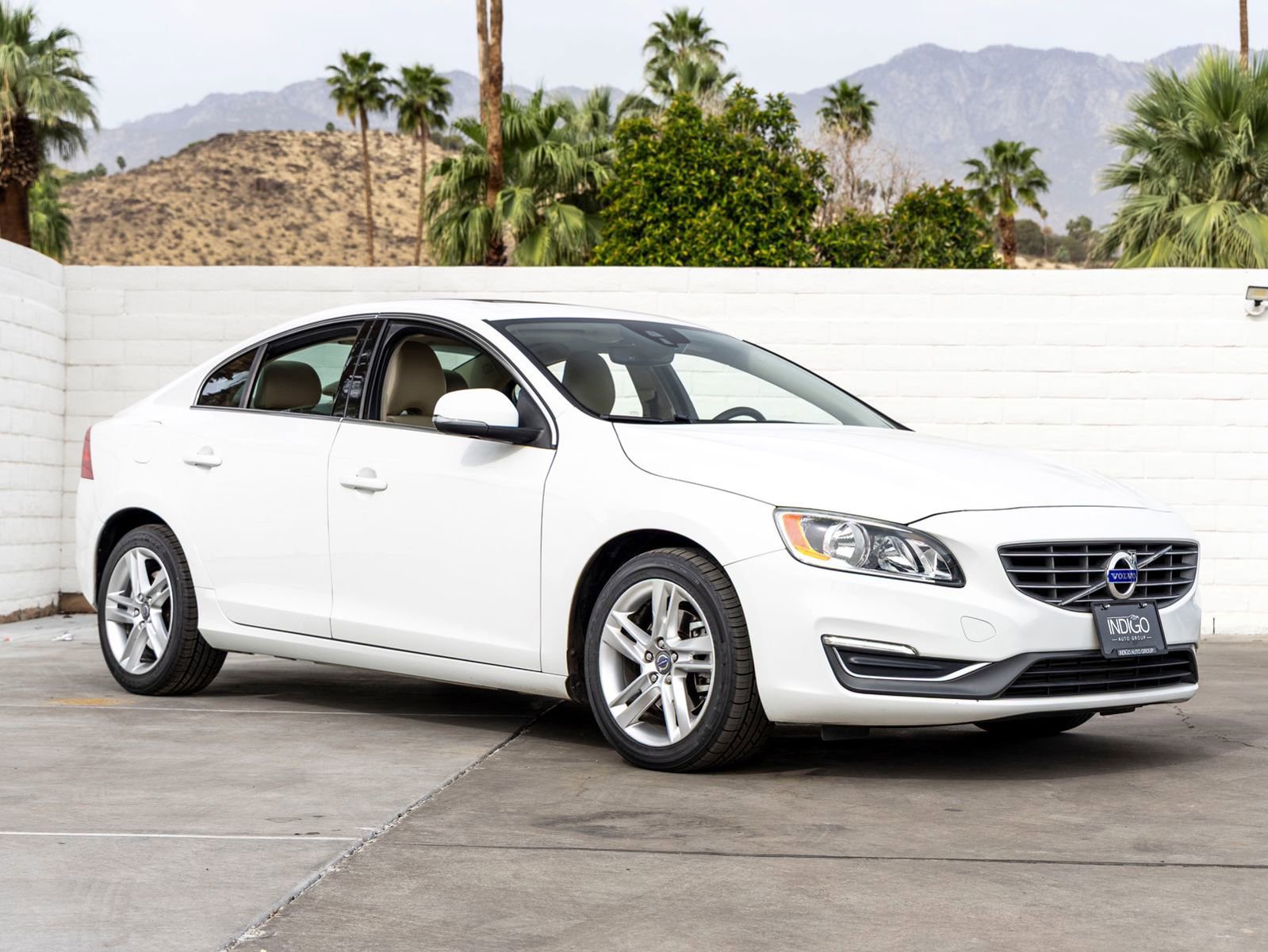 Used 2015 Volvo S60 T5 Premier image 2
