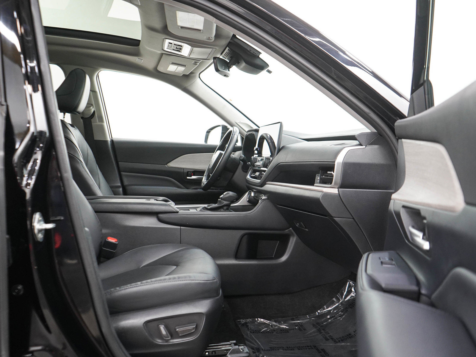 Used 2024 Toyota Grand Highlander AWD image 11