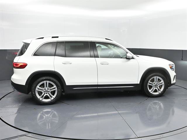 Used 2023 Mercedes-Benz GLB 250 w/ Premium Package image 23