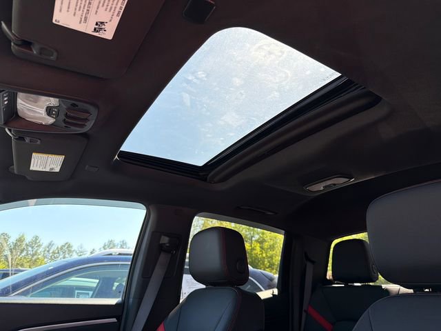 Certified 2023 Chevrolet Colorado Z71 w/ Z71 Convenience Package 2 image 32