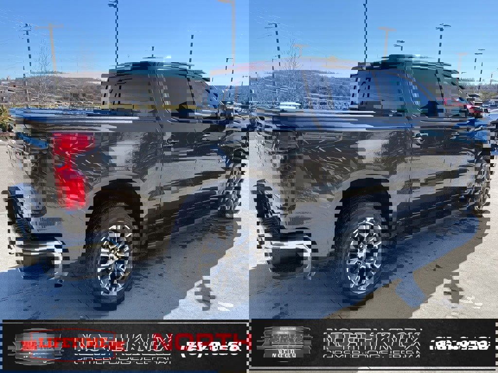 Used 2021 Chevrolet Silverado 1500 LT w/ Texas Edition Plus image 19