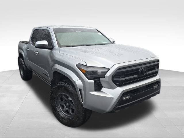 Used 2024 Toyota Tacoma SR5 image 2