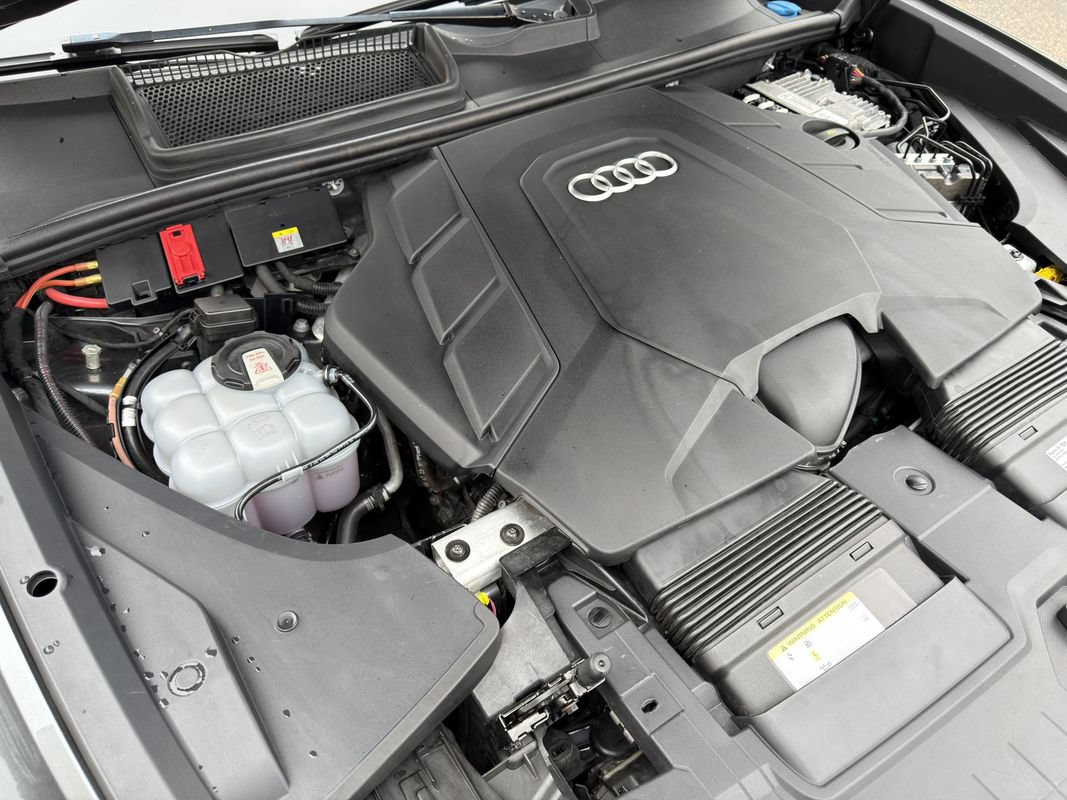 Used 2021 Audi Q8 Premium Plus w/ Premium Plus Package AWD/4WD image 42