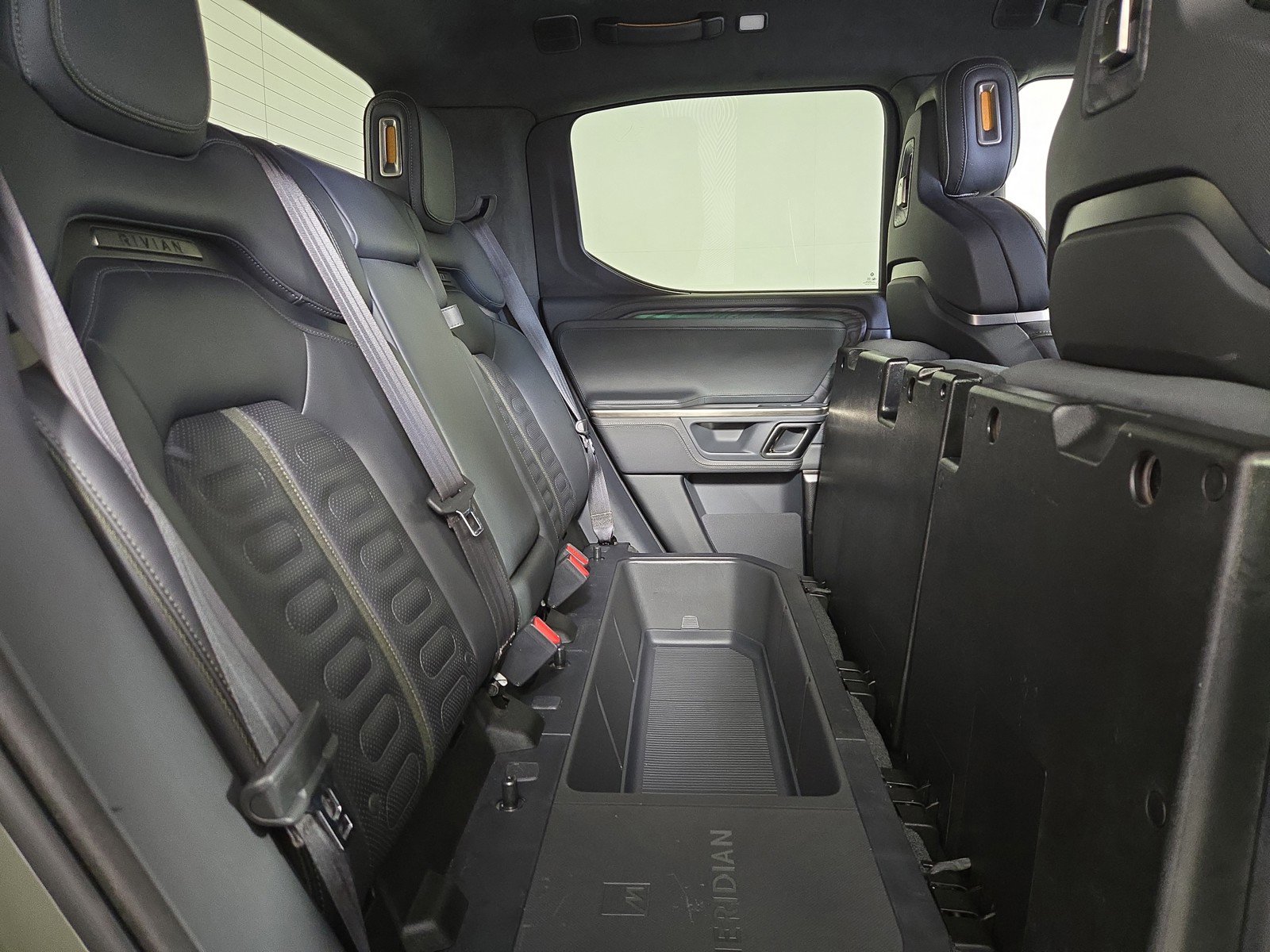 Used 2022 Rivian R1T Launch Edition image 24