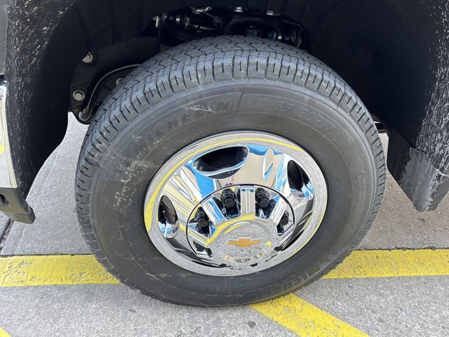 New 2026 Chevrolet Silverado 3500 W/T image 9