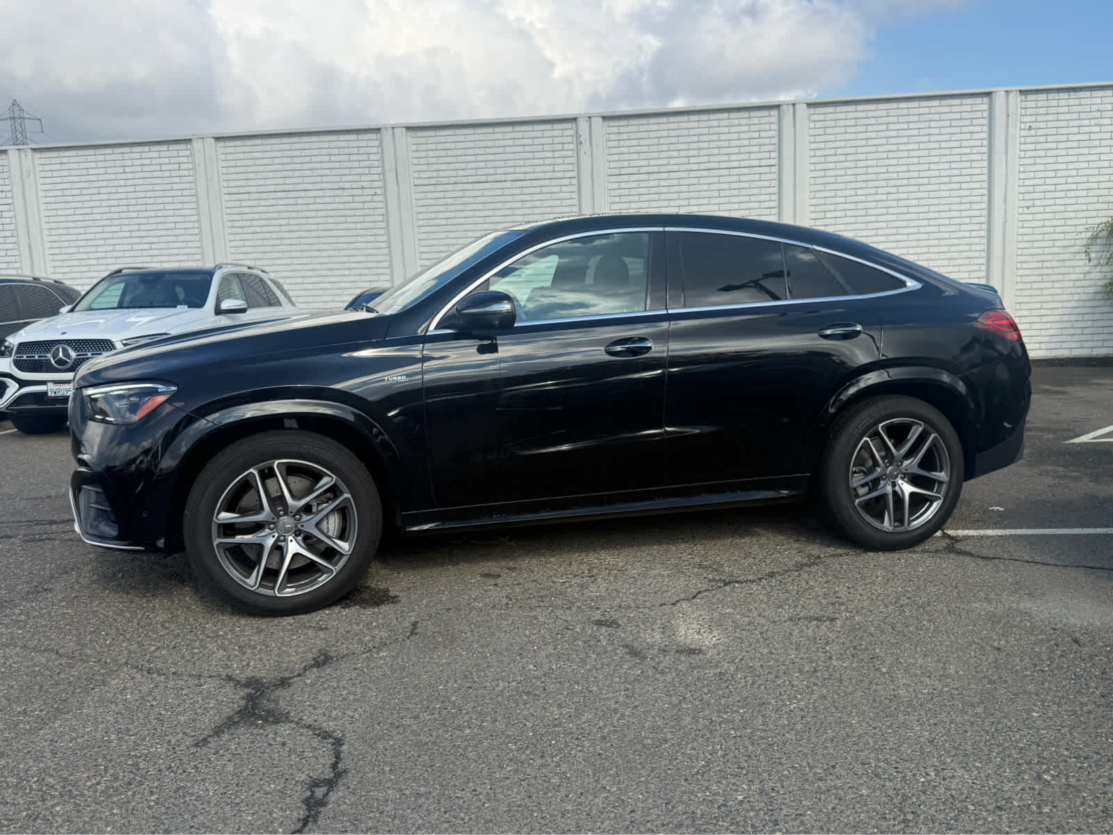 Used 2024 Mercedes-Benz GLE 53 AMG 4MATIC Coupe image 3