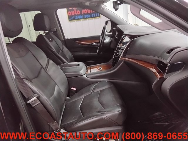 Used 2015 Cadillac Escalade Premium image 15