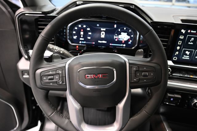 New 2026 GMC Sierra 1500 SLT w/ SLT Premium Plus Package image 24