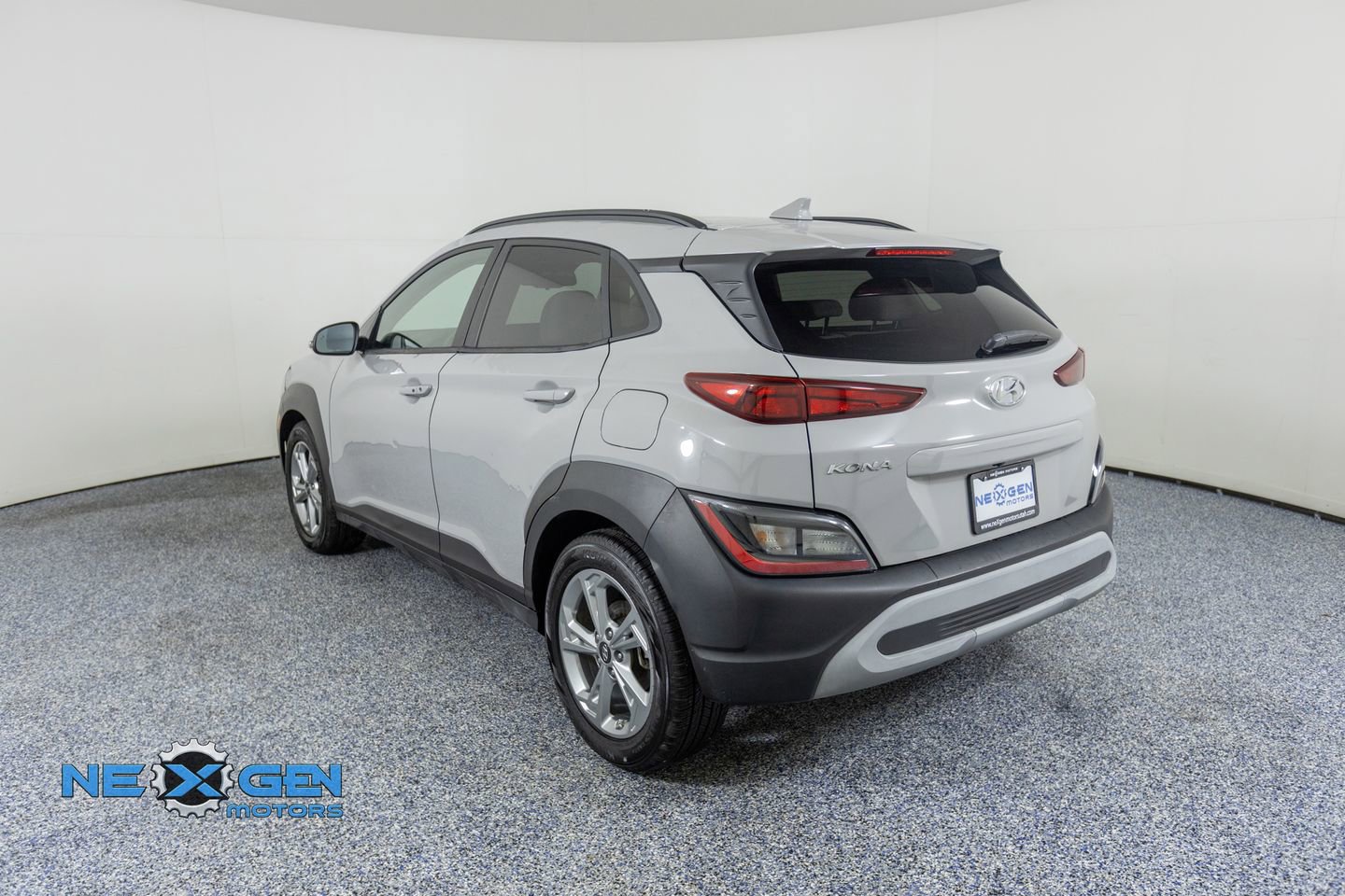 Used 2023 Hyundai Kona SEL image 5