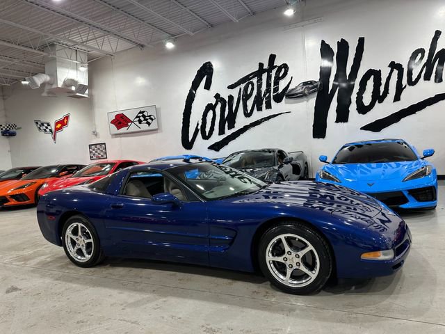 Used 2004 Chevrolet Corvette Coupe w/ Preferred Equipment Group image 25
