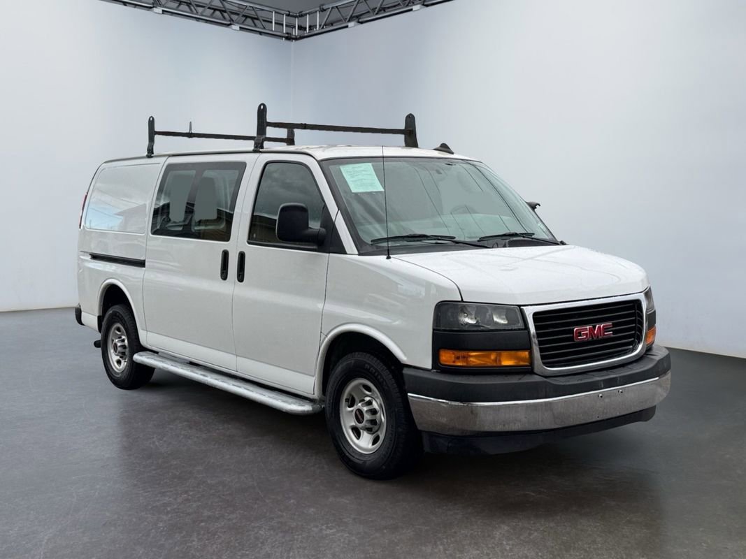 Used 2019 GMC Savana 2500 w/ Driver Convenience Package image 3