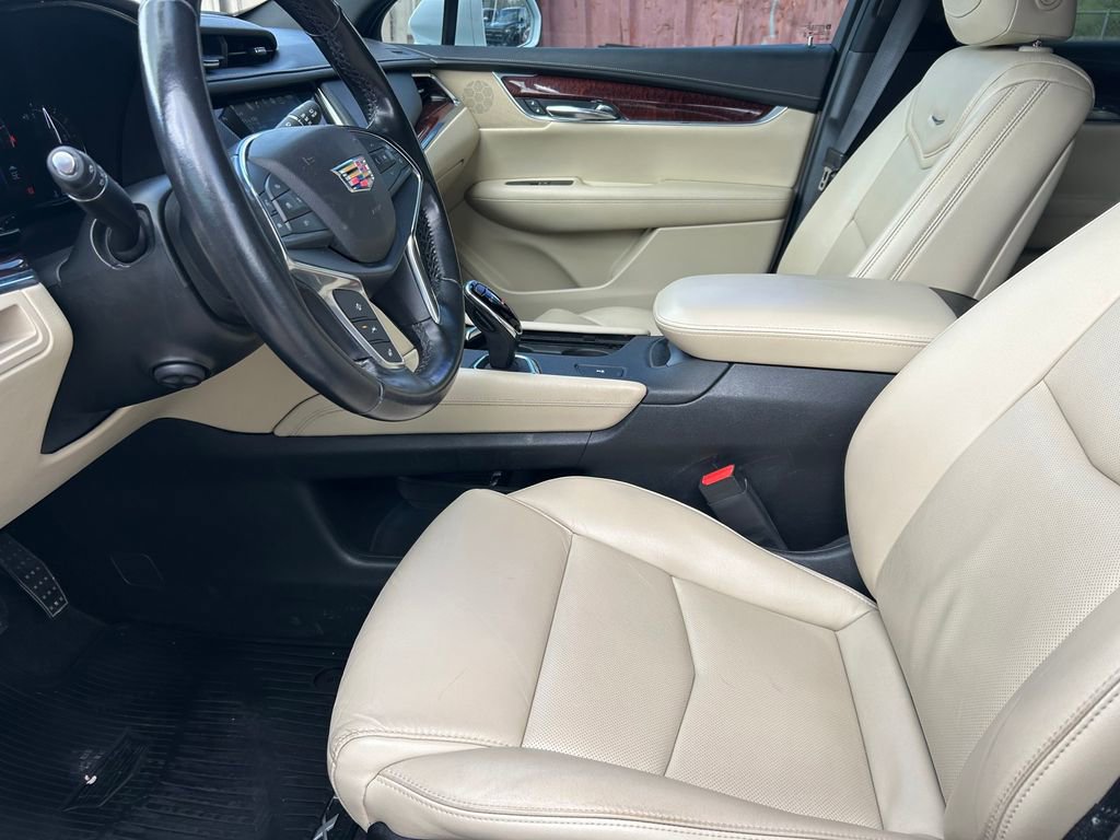 Used 2019 Cadillac XT5 Luxury FWD image 12
