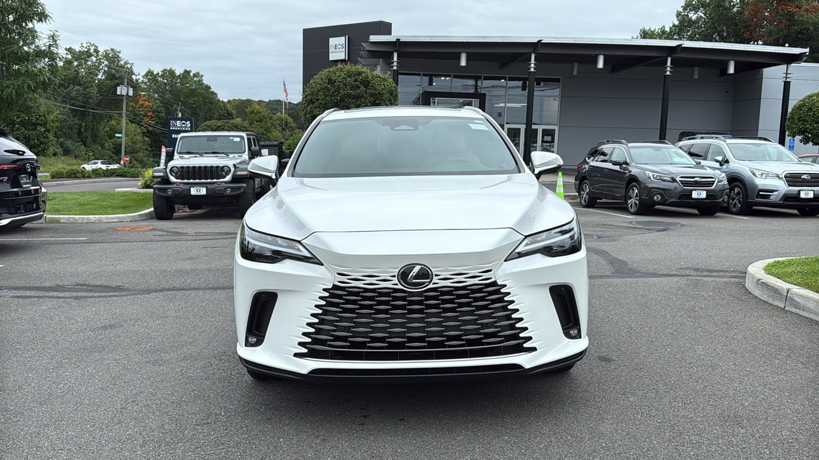 Used 2025 Lexus RX 350 Premium w/ Convenience Package AWD/4WD image 2