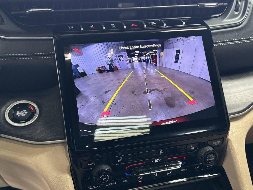 Used 2025 Jeep Grand Cherokee Limited image 20