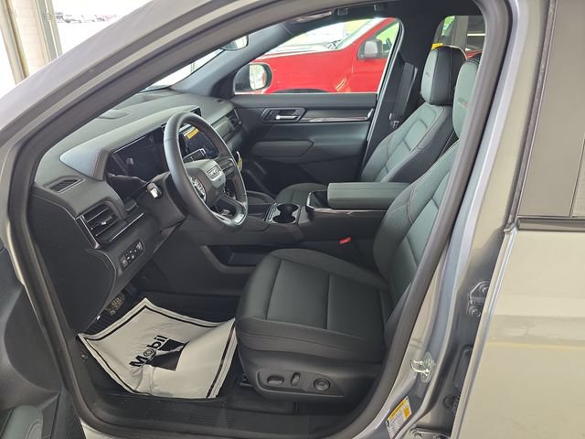 New 2027 GMC Terrain AT4 w/ Convenience Package III AWD/4WD image 13