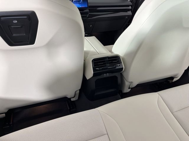 Used 2024 BMW 530i w/ Premium Package image 44