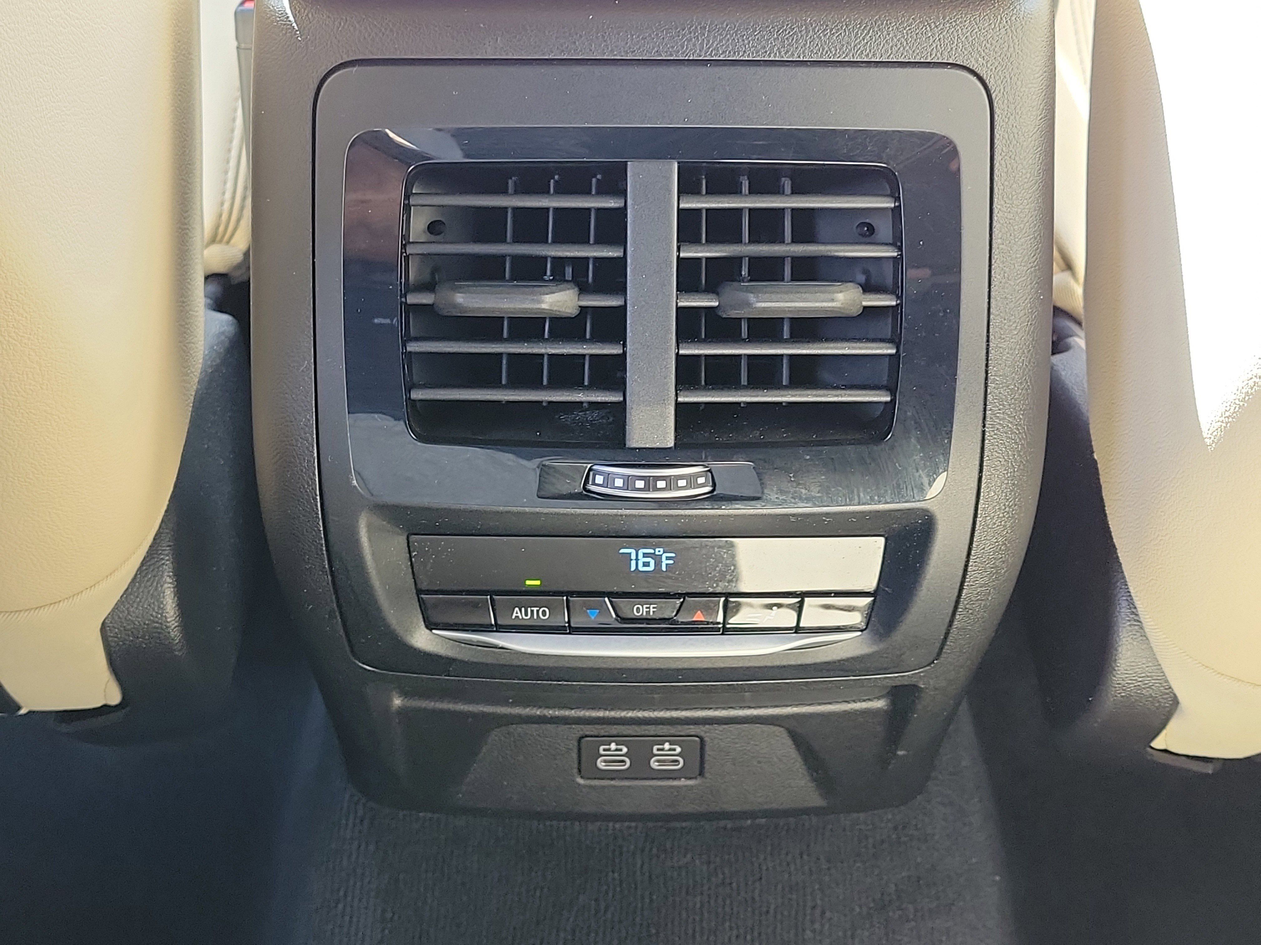 Used 2024 BMW X3 sDrive30i w/ Convenience Package image 13