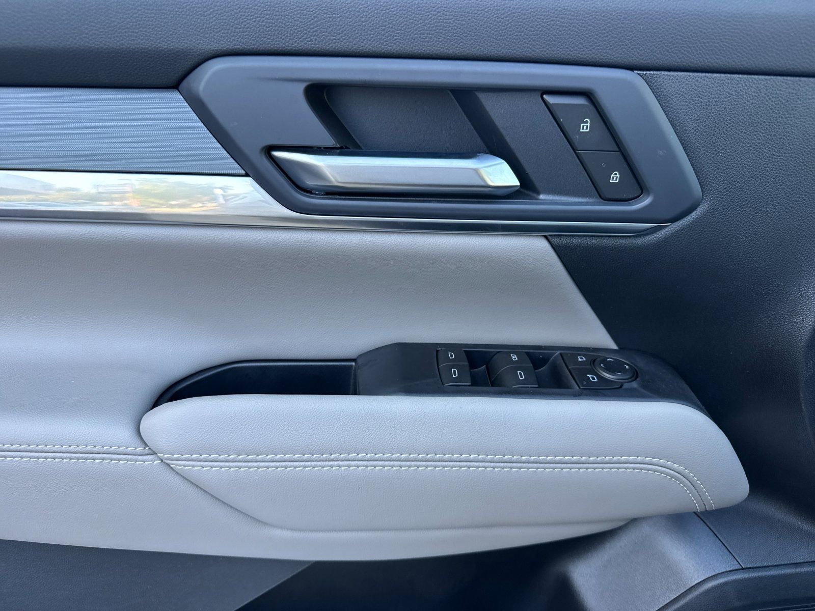 New 2026 GMC Terrain Elevation w/ Black Edition image 10