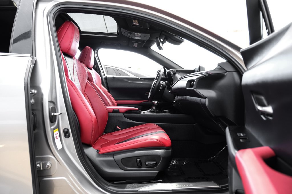 Used 2019 Lexus UX 200 F Sport w/ F Sport Premium Package FWD image 44