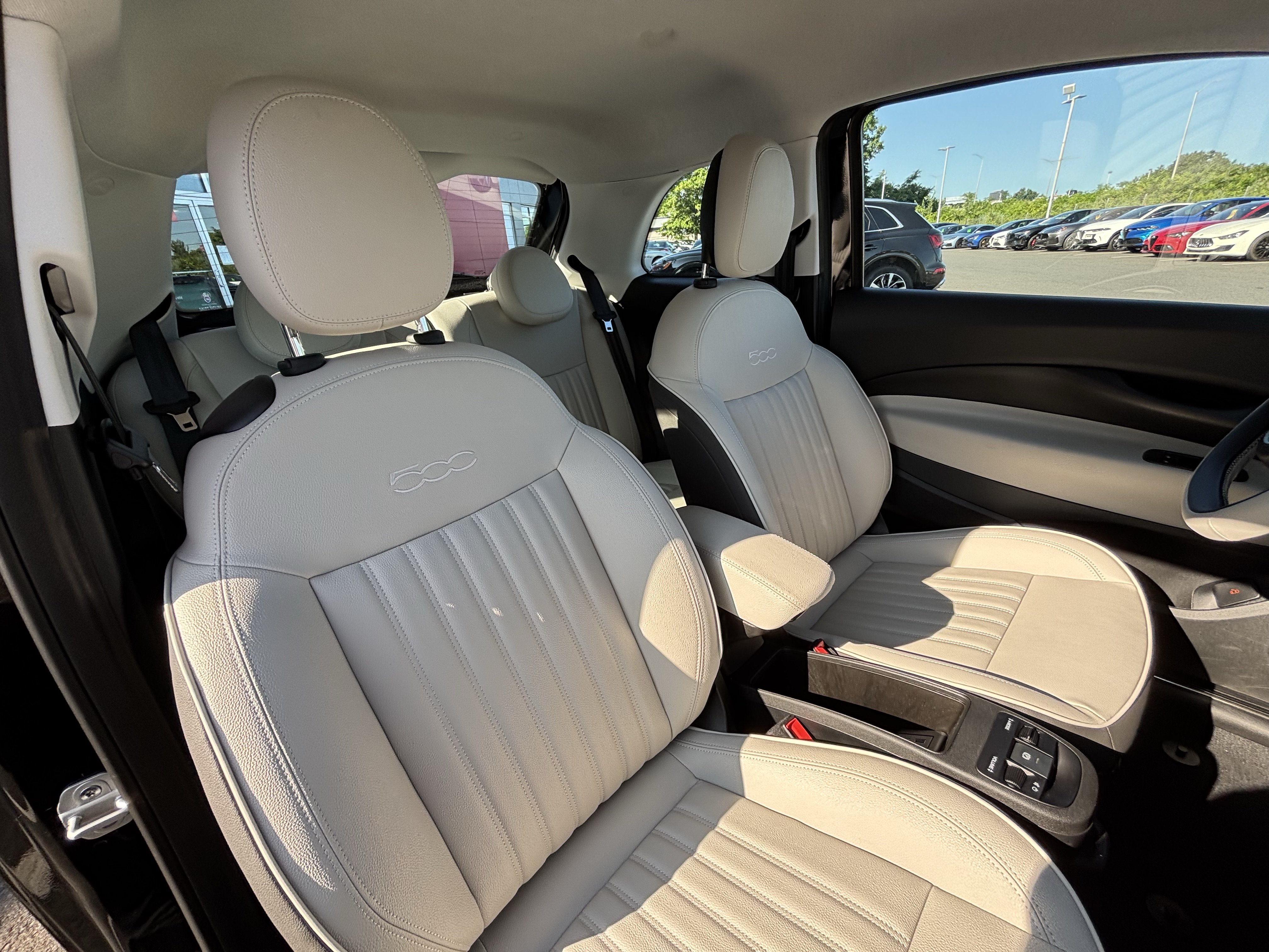 New 2026 FIAT 500 e Icona w/ Quick Order Package 21R FWD image 29