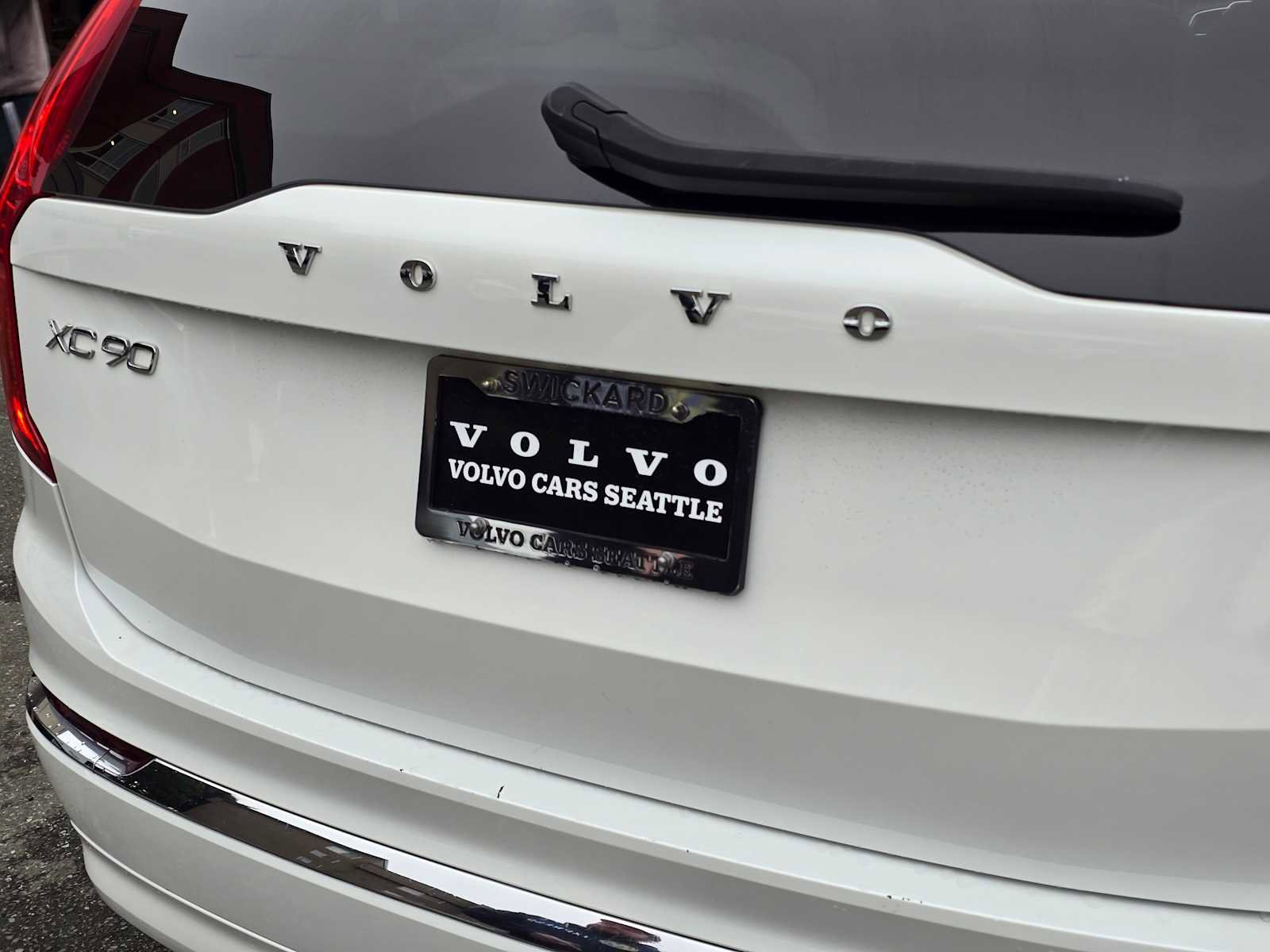 Certified 2024 Volvo XC90 T8 Plus image 13