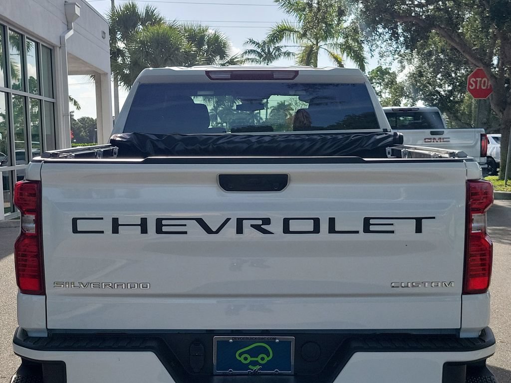 Certified 2025 Chevrolet Silverado 1500 Custom w/ Turbomax Blackout Package RWD image 13