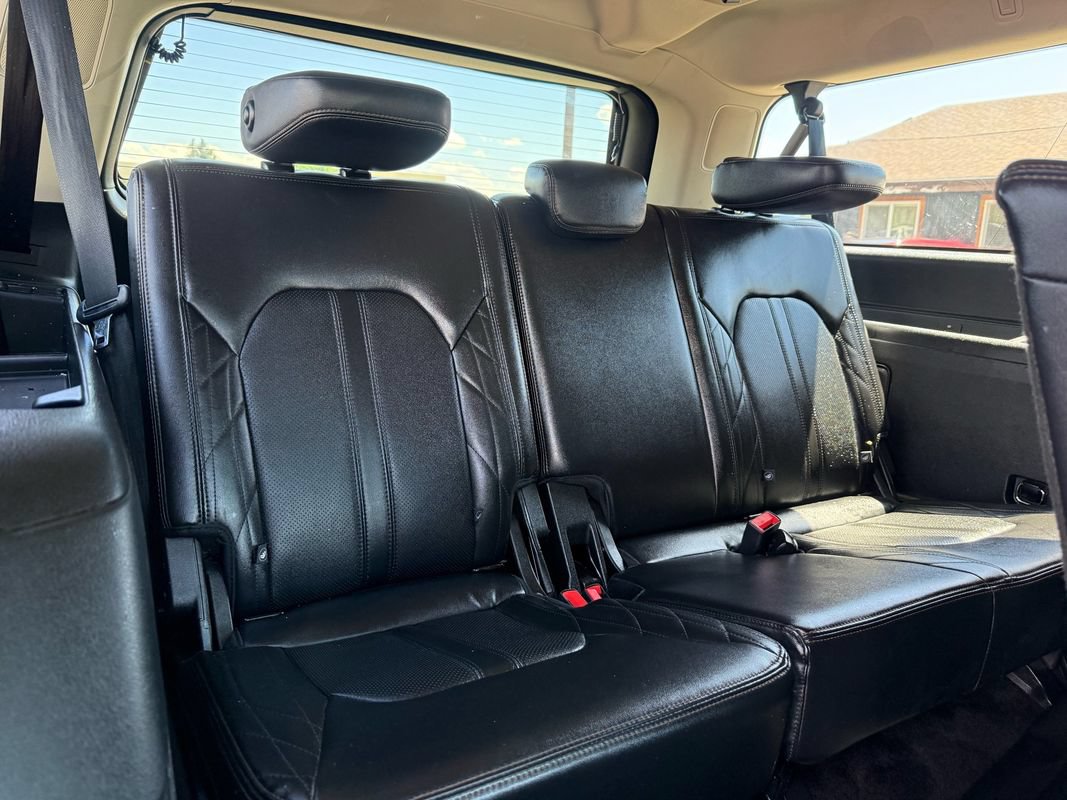 Used 2018 Ford Expedition Max Platinum AWD/4WD image 23