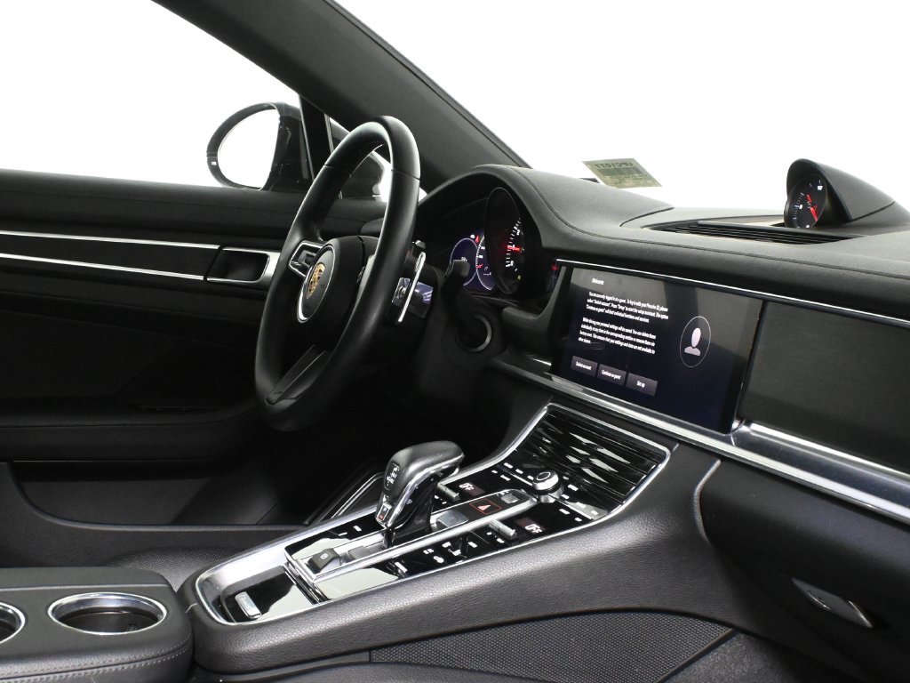 Used 2023 Porsche Panamera 4 Platinum Edition AWD/4WD image 9