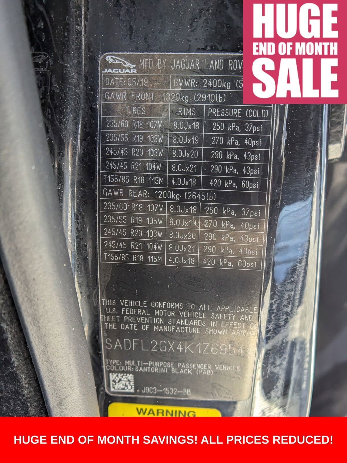 Used 2019 Jaguar E-PACE R-Dynamic SE image 18