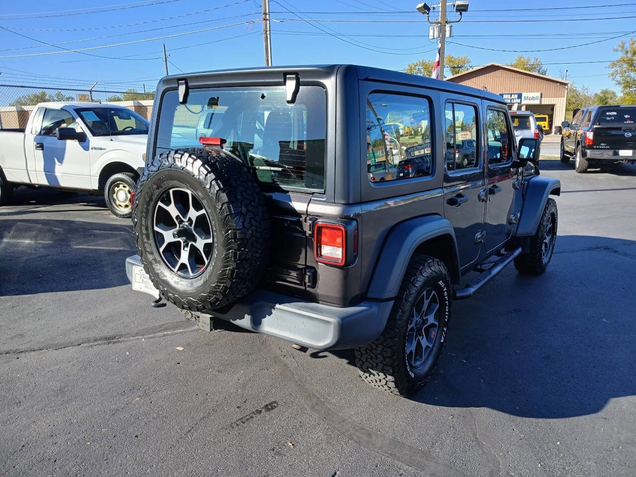 Used 2019 Jeep Wrangler Unlimited Sport image 11