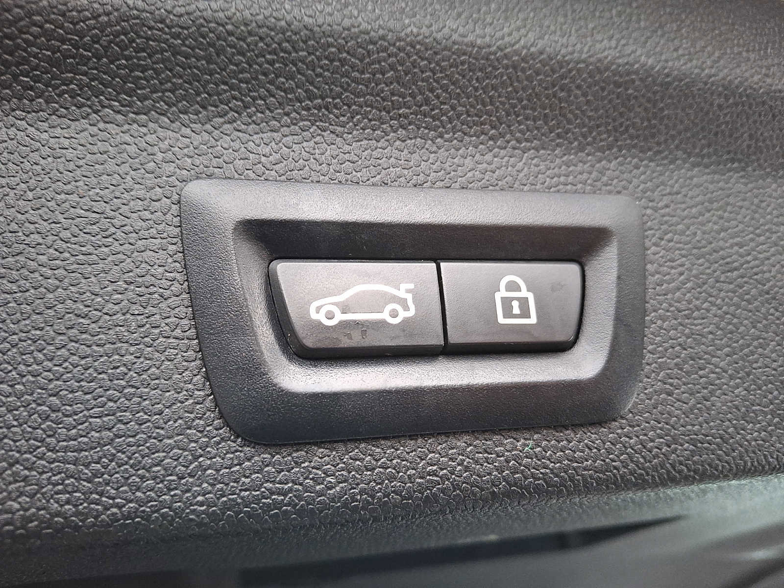 Used 2019 MINI Cooper Countryman S w/ Premium Package image 26