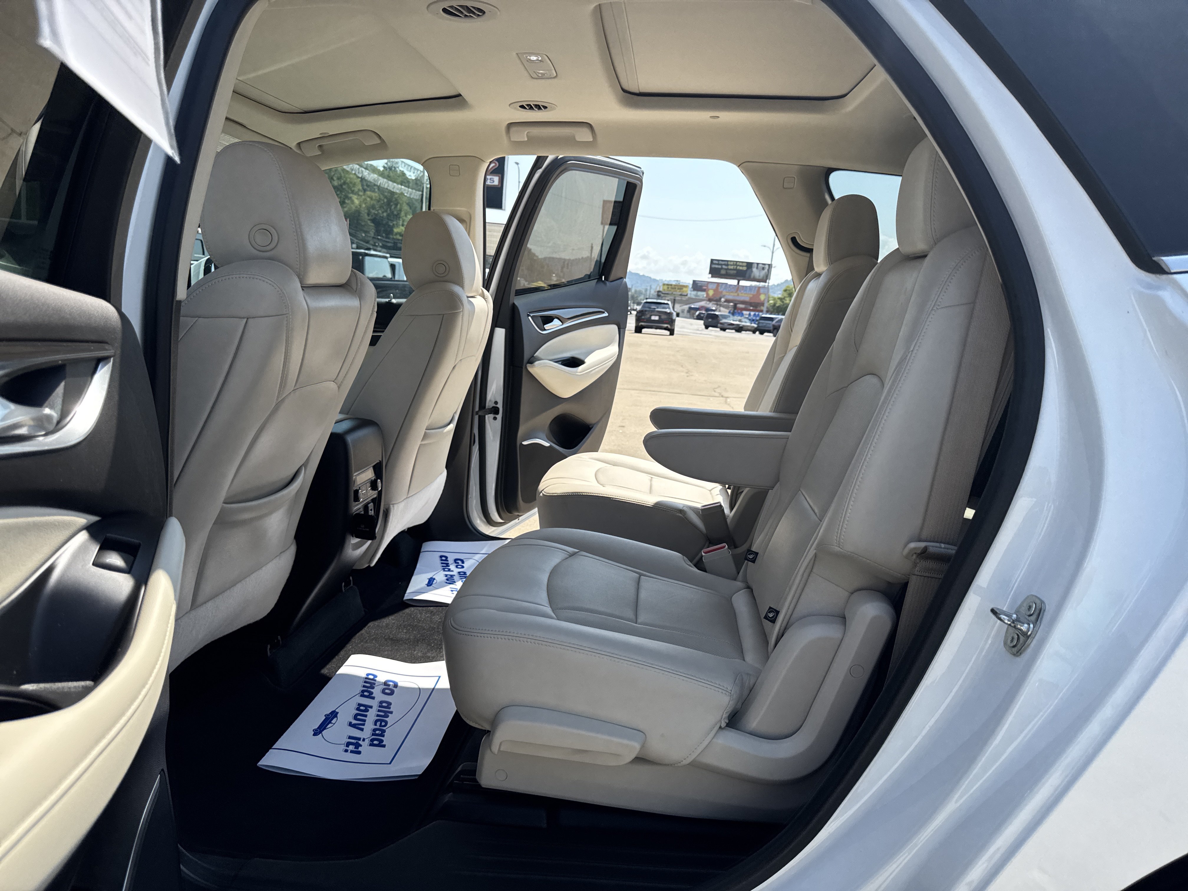 Used 2022 Buick Enclave Premium w/ Experience Buick Package AWD/4WD image 24