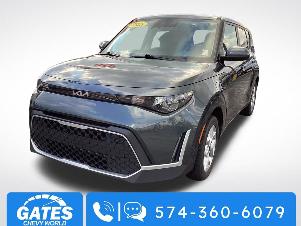 Used 2025 Kia Soul LX w/ LX Technology Package image 5