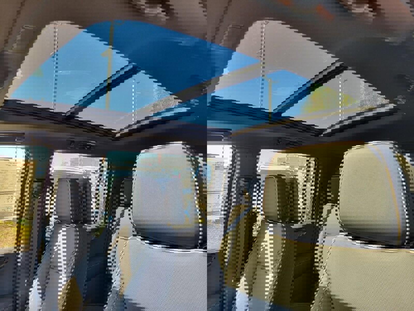 New 2026 GMC Yukon XL Elevation w/ Elevation Premium Package image 25