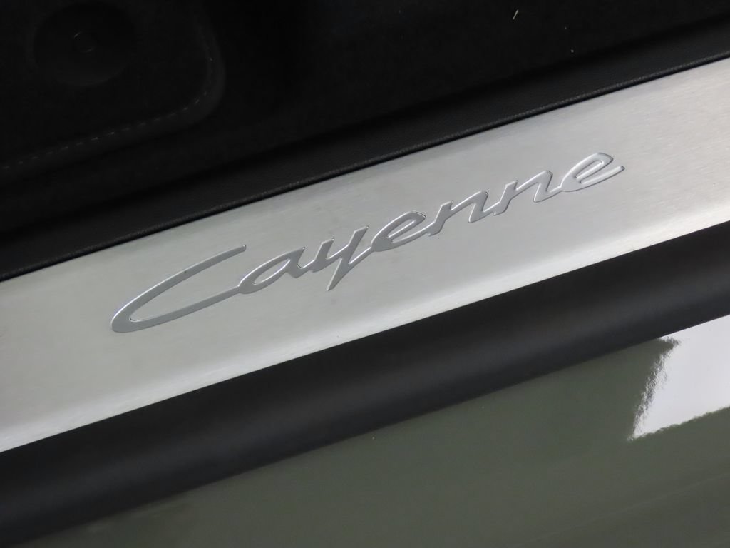 New 2026 Porsche Cayenne Electric AWD/4WD image 44