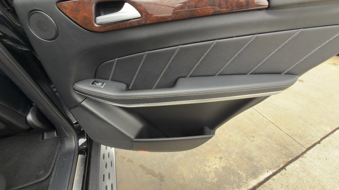 Used 2014 Mercedes-Benz GL 550 4MATIC image 51