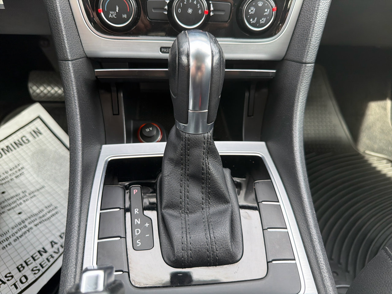 Used 2013 Volkswagen Passat 2.5 SE image 25