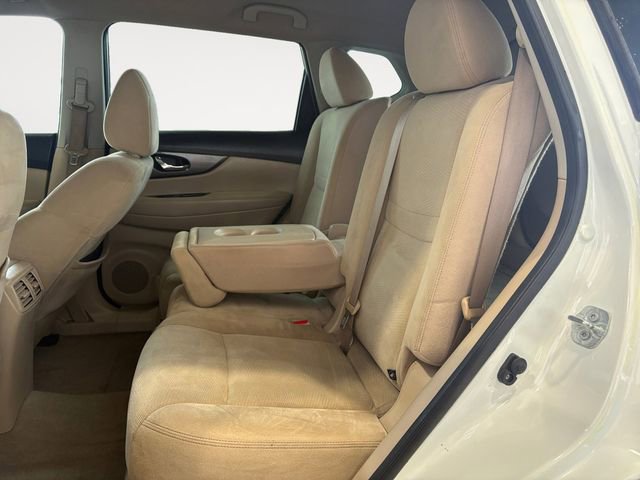 Used 2015 Nissan Rogue S image 11