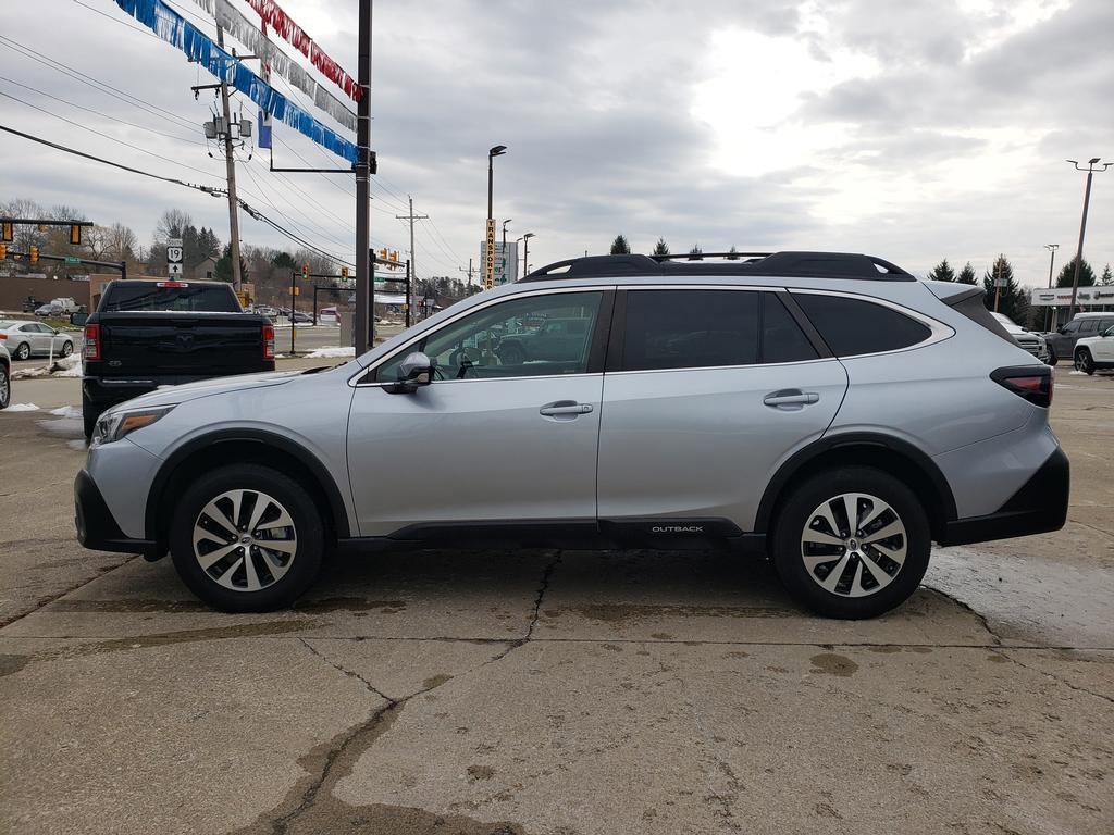 Used 2022 Subaru Outback Premium AWD/4WD image 7