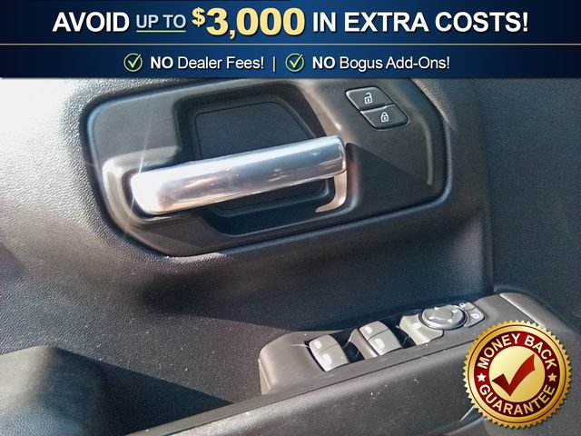 Used 2020 Chevrolet Silverado 1500 Custom w/ Custom Value Package AWD/4WD image 16
