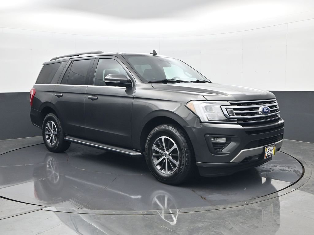 Used 2020 Ford Expedition XLT w/ Equipment Group 202A image 3
