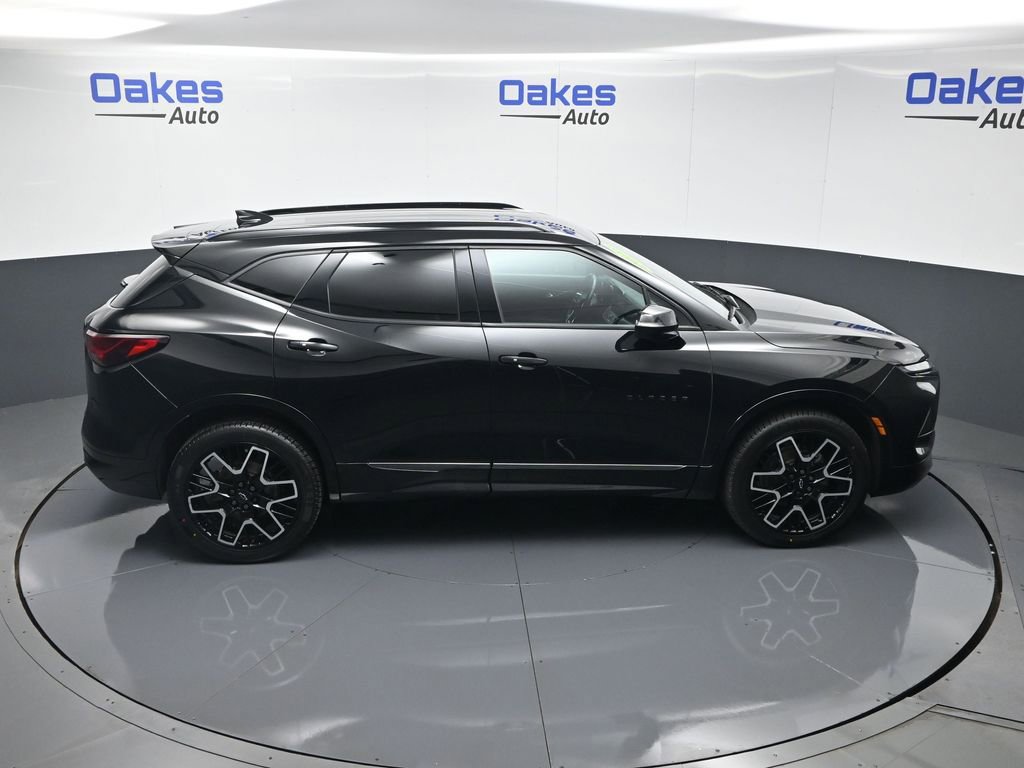 Used 2023 Chevrolet Blazer RS w/ Enhanced Convenience Package image 53