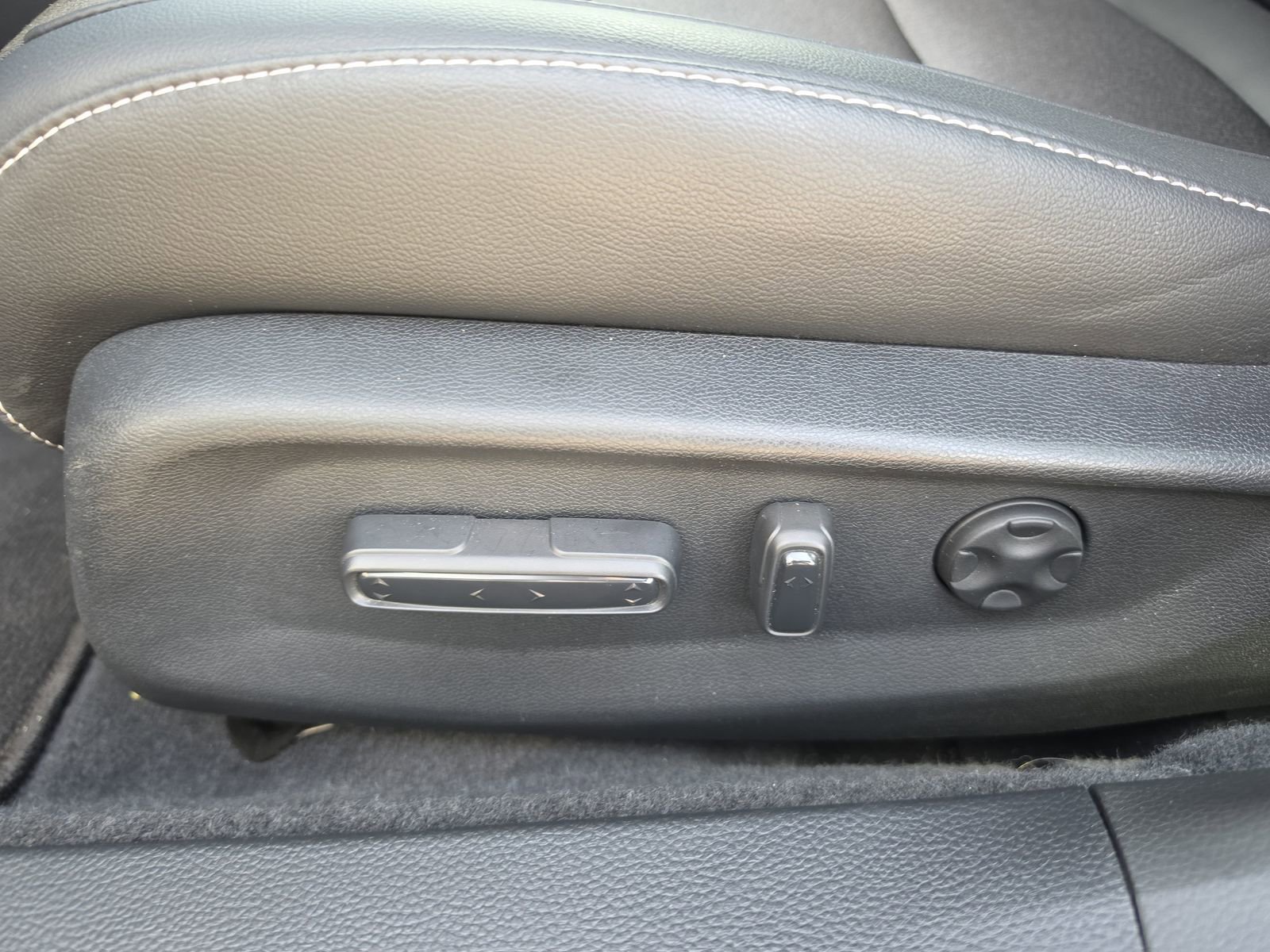 Used 2022 Honda Accord Sport image 11